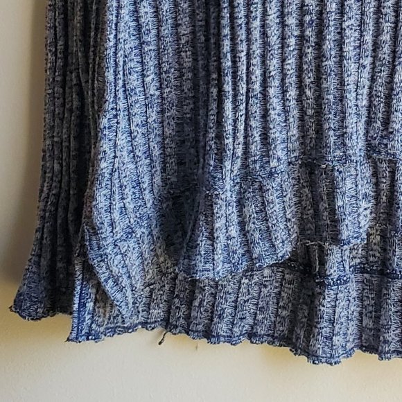 FREE PEOPLE Blue Ribbed Ruffled Sweater - Picture 6 of 16